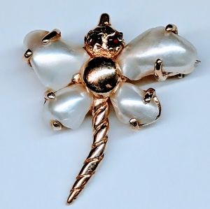 0.83" Vintage 14k Yellow Gold Baby Tooth Pearl Ruby Eye Dragonfly Brooch Pin